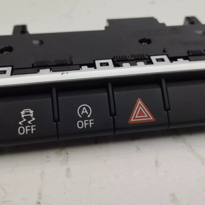 Dörtlü, Flaşör Düğmesi - Komple (AUDI)(8Y0925301G)
