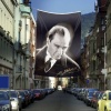 Altın İmzalı Mustafa Kemal Atatürk Dik Bakış Portre Bayrak Dış Cephe Poster ATA42