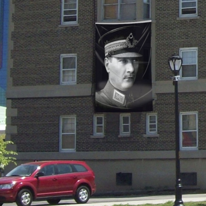 Siyah-Beyaz Askeri Üniformalı Mustafa Kemal Atatürk  Poster Bayrağı ATA44