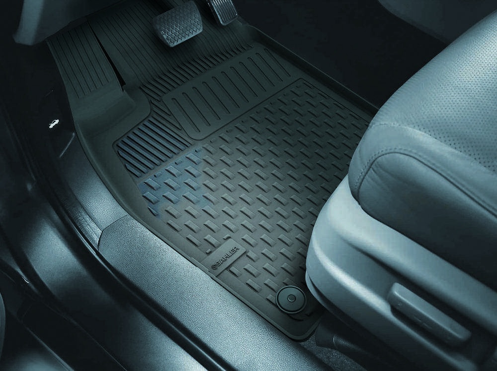 Sahler Volkswagen Golf 8 TSI  2021 + Otomatik Vites  4.5D Havuzlu Paspas Siyah