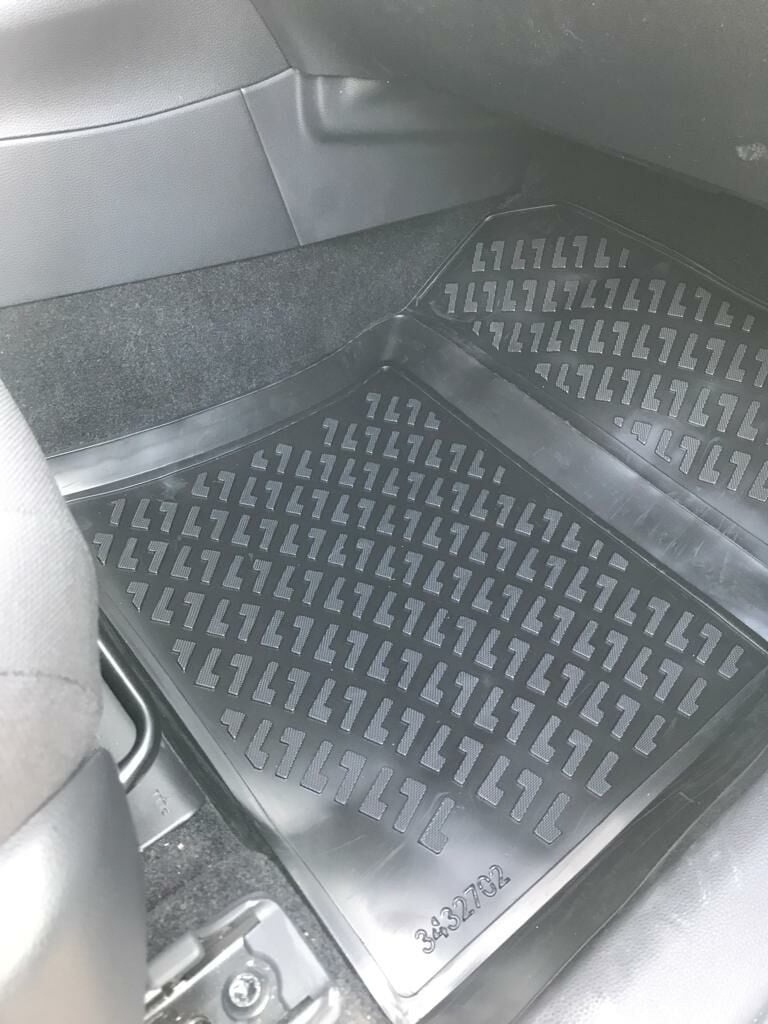 Rizline Toyota Corolla Cross 2022 + 3D Havuzlu Paspas Siyah