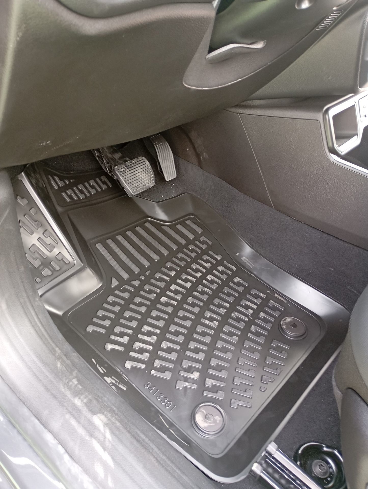 Jeep Renegade 2015 Sonrası 3D Havuzlu Paspas Siyah