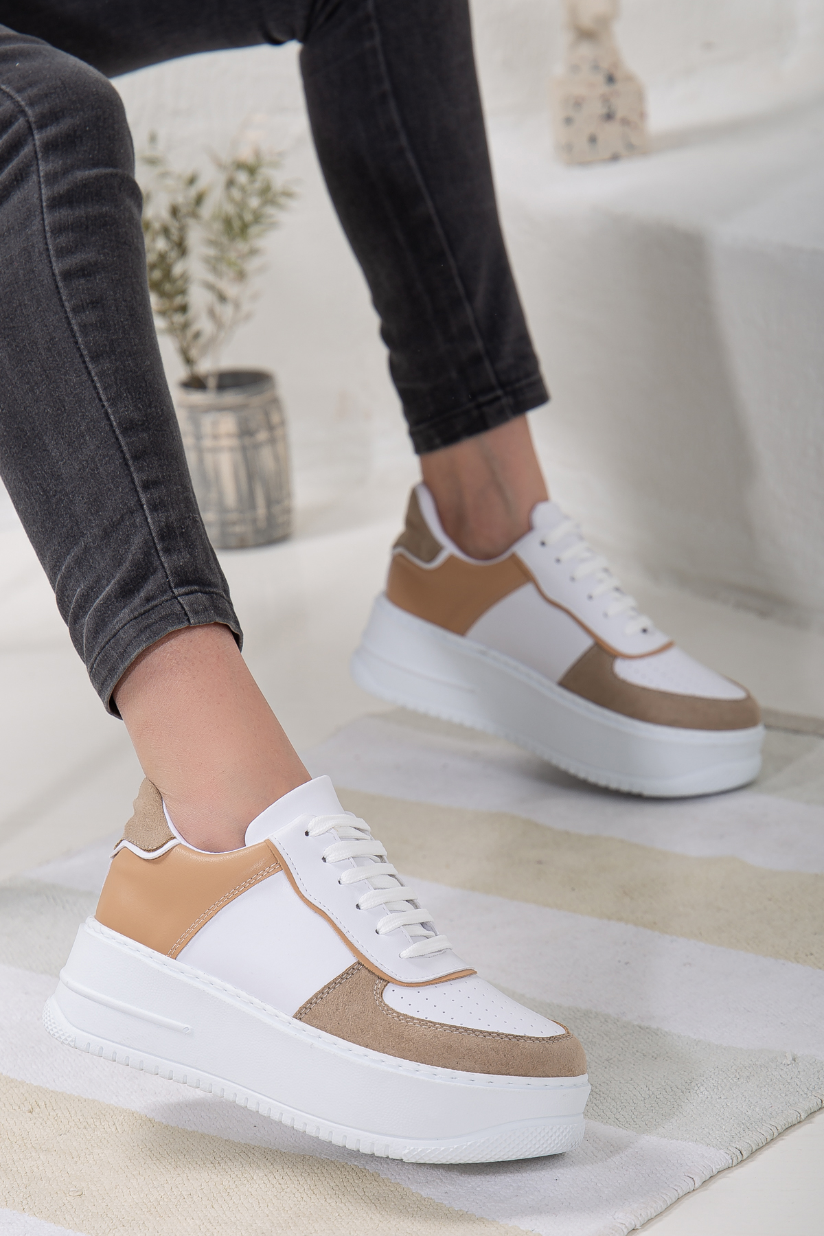 Beyaz Sneaker Yüksek Tabanlı 5 Cm Spor Ayakkabı