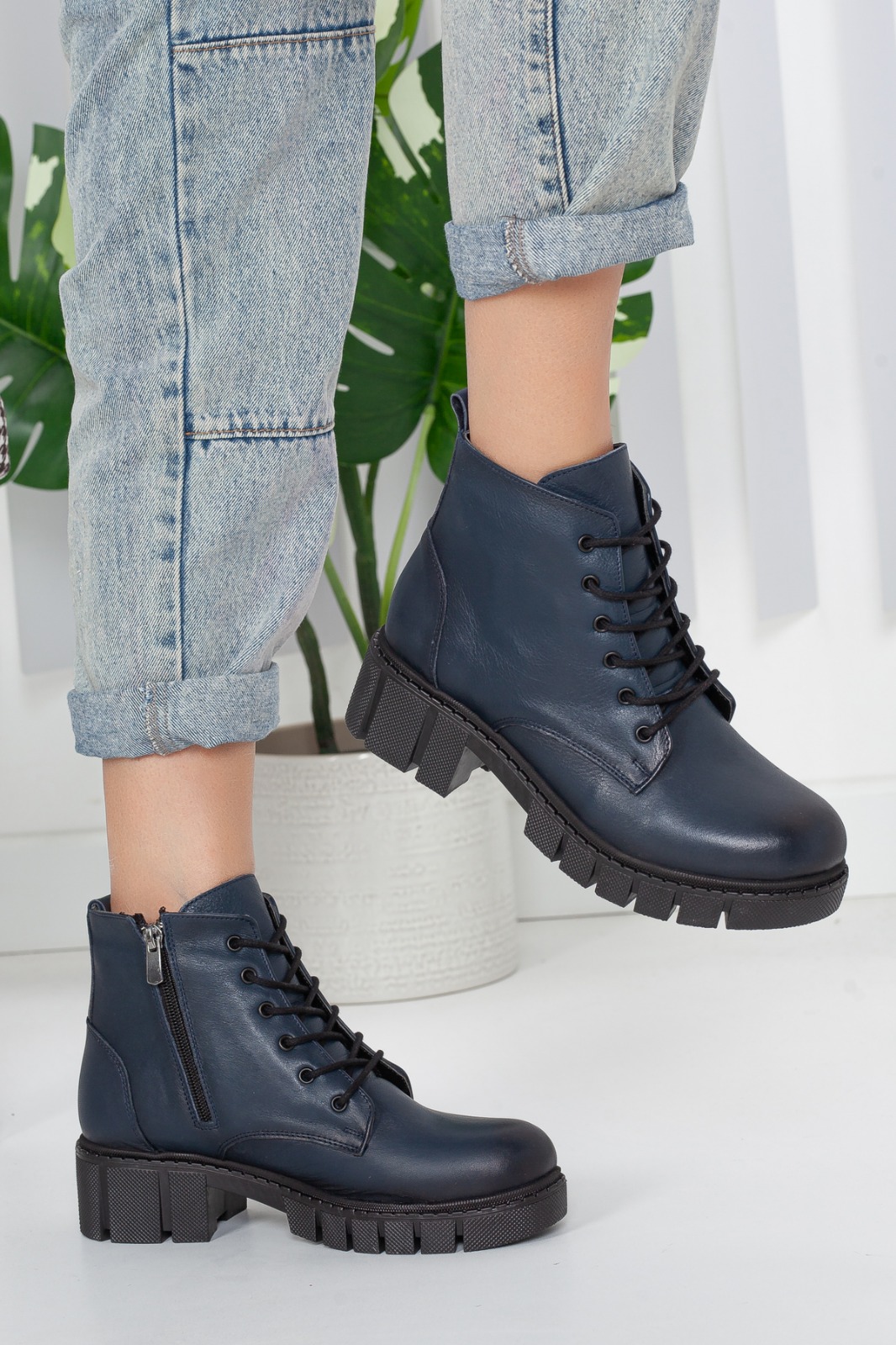 Baran Shoes Kadın Lacivert  Hakiki Deri Fermuarlı ve Bağcıklı Bot