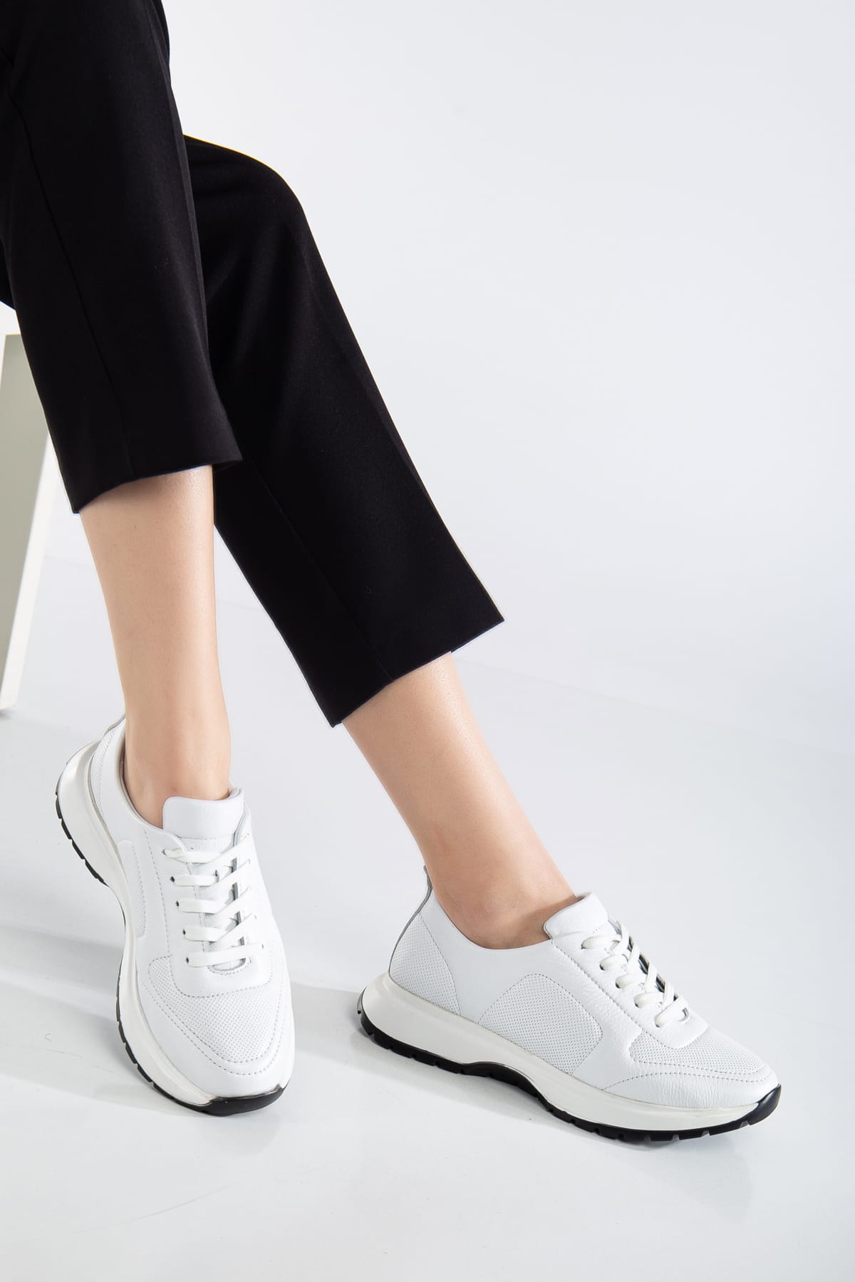 Kadın Sneakers Beyaz Hakiki Deri Spor Ayakkabı