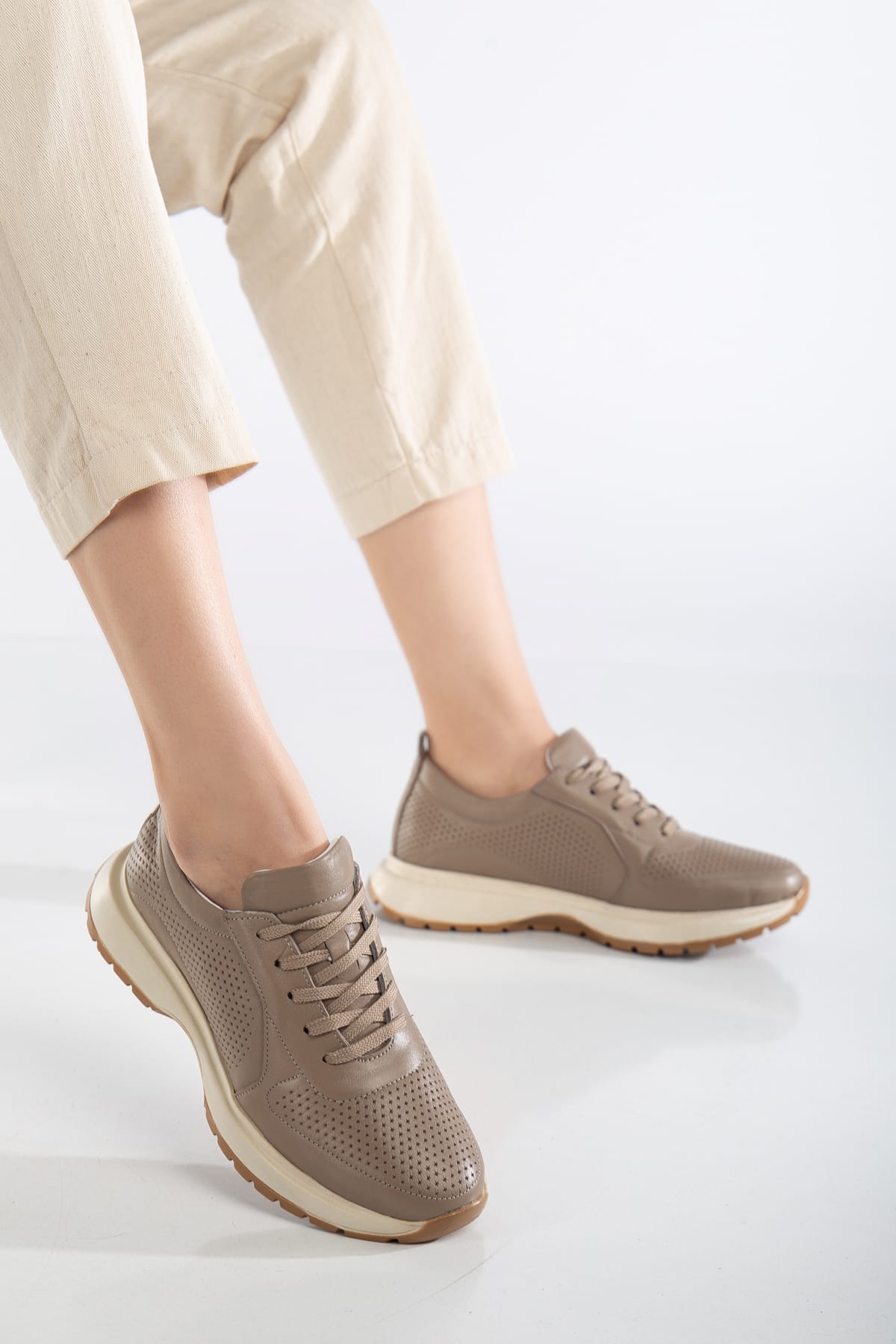 Kadın Sneakers Vizon İçi Dışı Hakiki Deri Spor Ayakkabı
