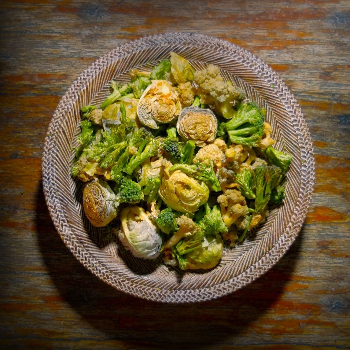 BRASSICA MIX | Brüksel Lahanası, Karnabahar, Brokoli, Kırmızı Toz Biber, Sarımsak, Kekik ve Kaya Tuzu Karışımı |