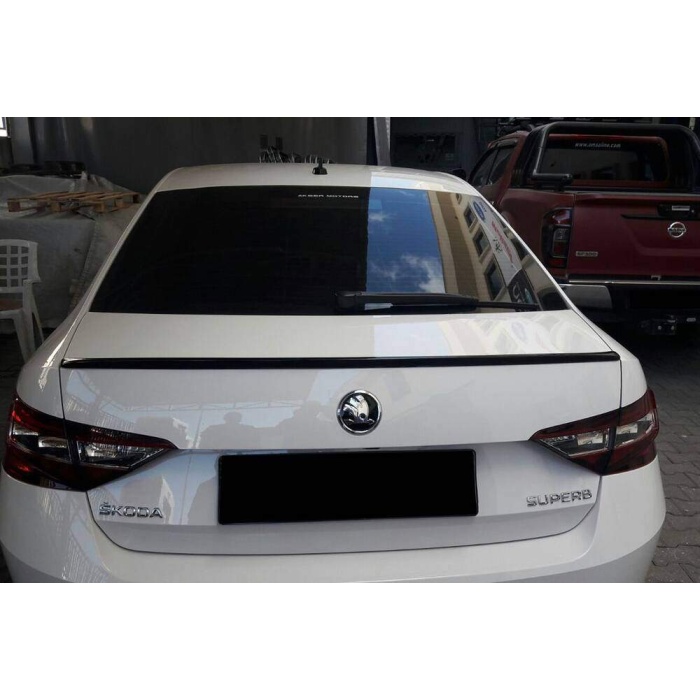 Skoda Superb 2 B8 Anatomik Spoiler 2016 ve Sonrası