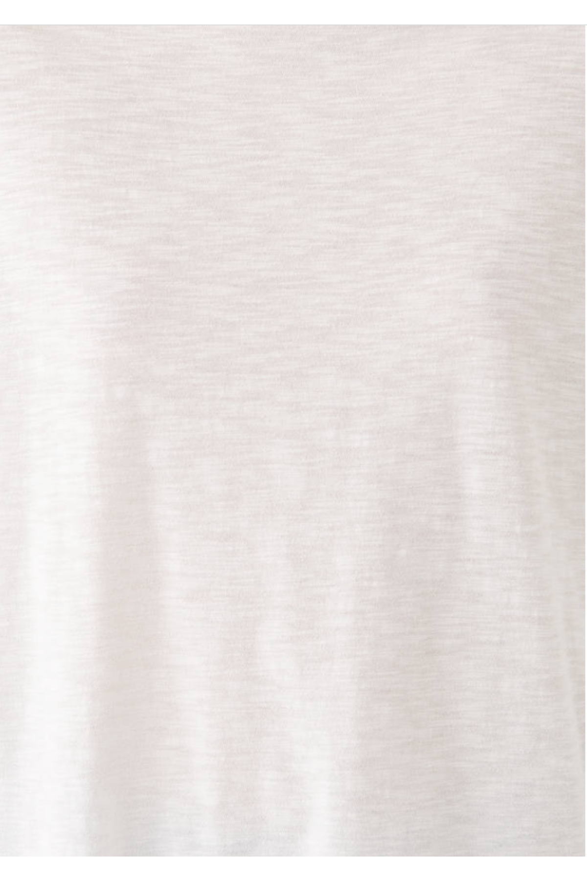 Beyaz Yırtmaç Detaylı  Basic Tişört