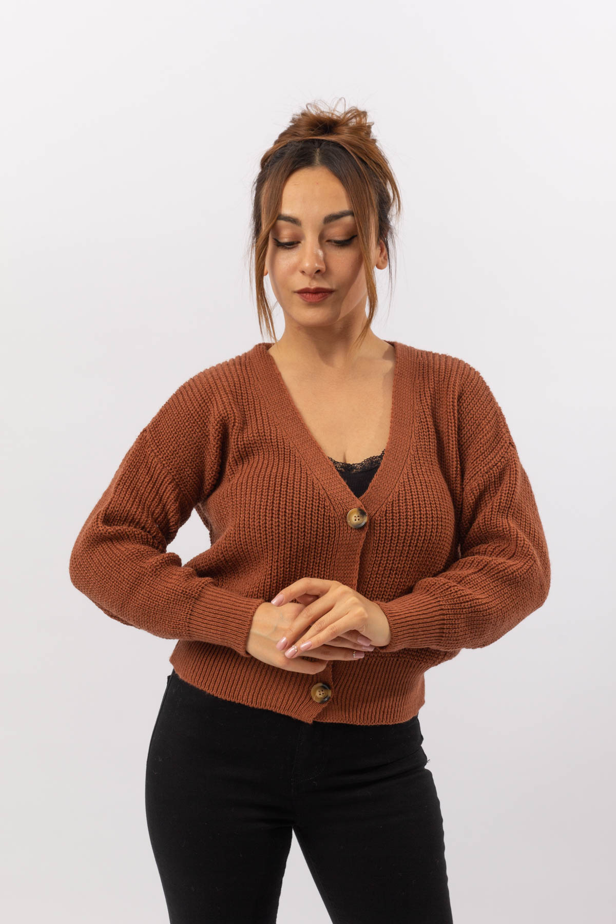 Kahve Renk 3 Düğme Standart Hırka