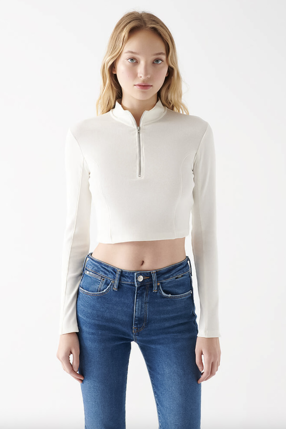 Fermuarlı Dik Yaka Kırık Beyaz Bluz