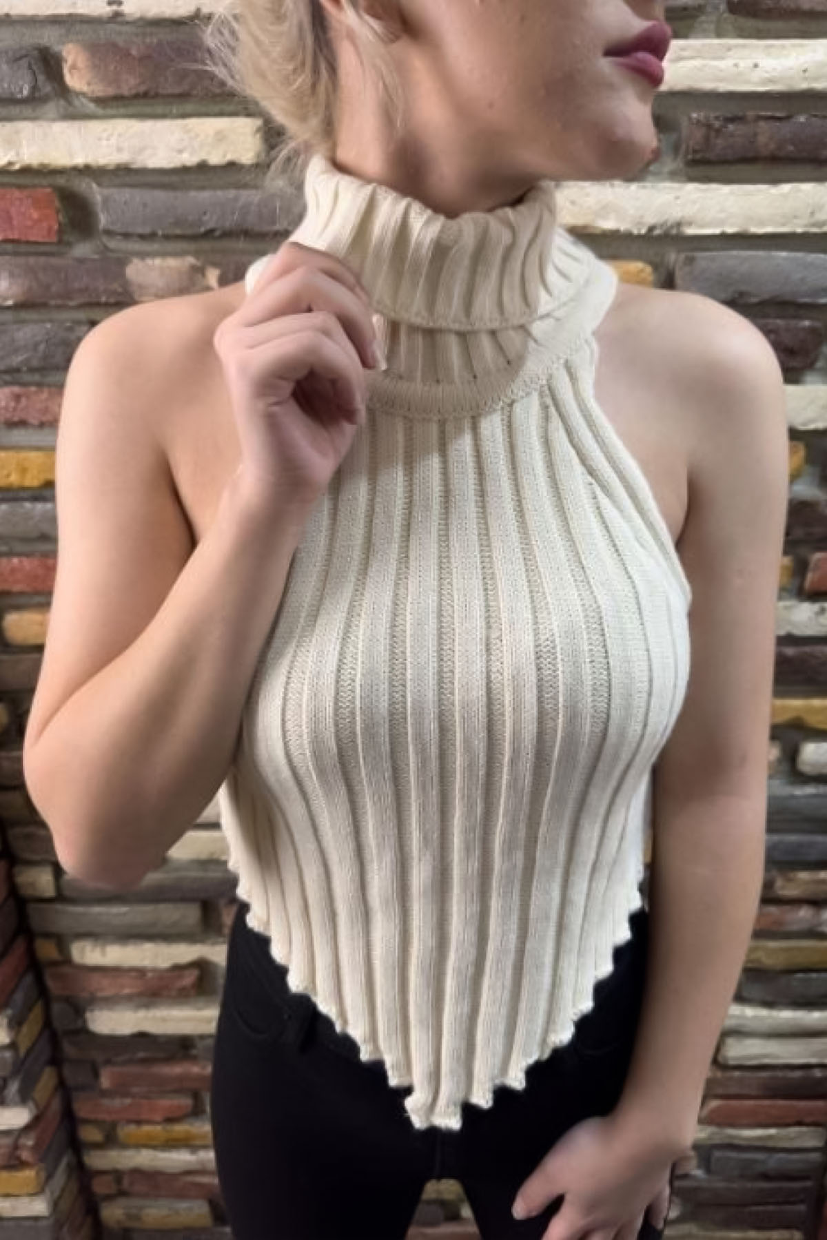 BOĞAZLI TRİKO CROP CEKET İÇİ