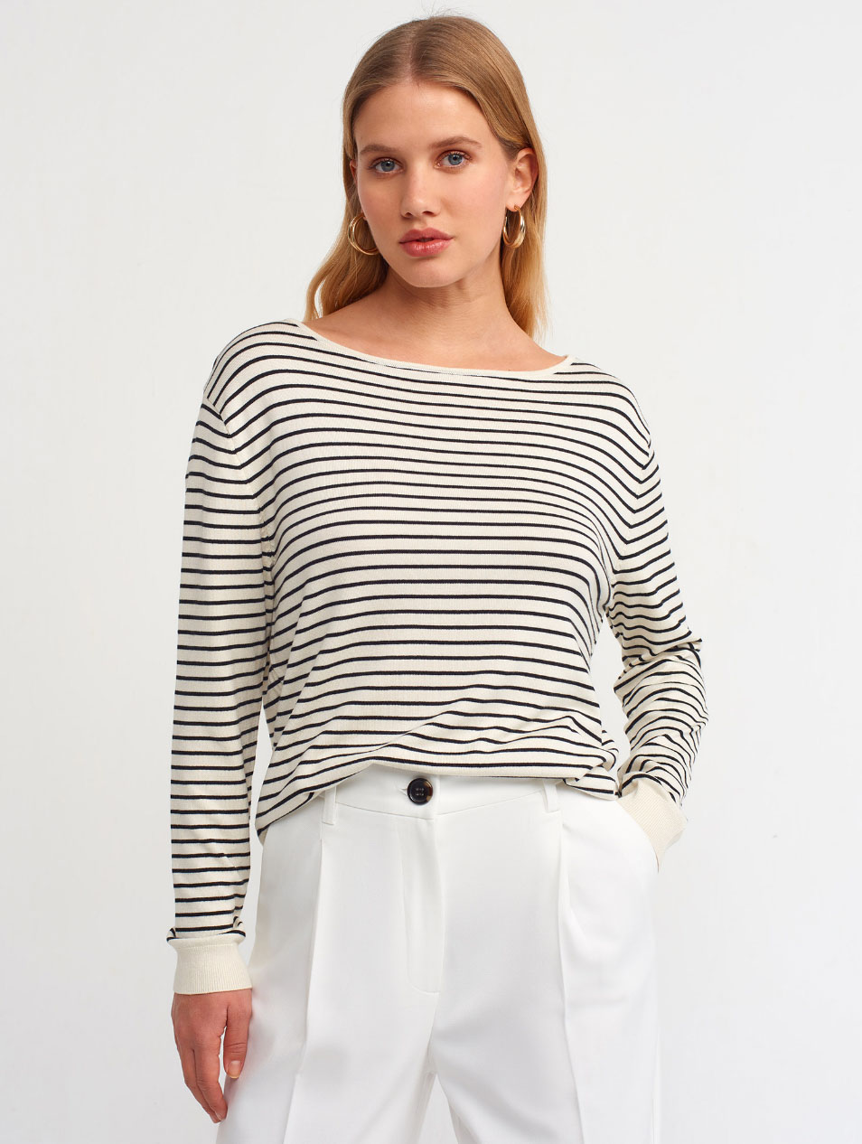 Kayık Yaka Yırtmaçlı Çizgili Renk Standart Kazak