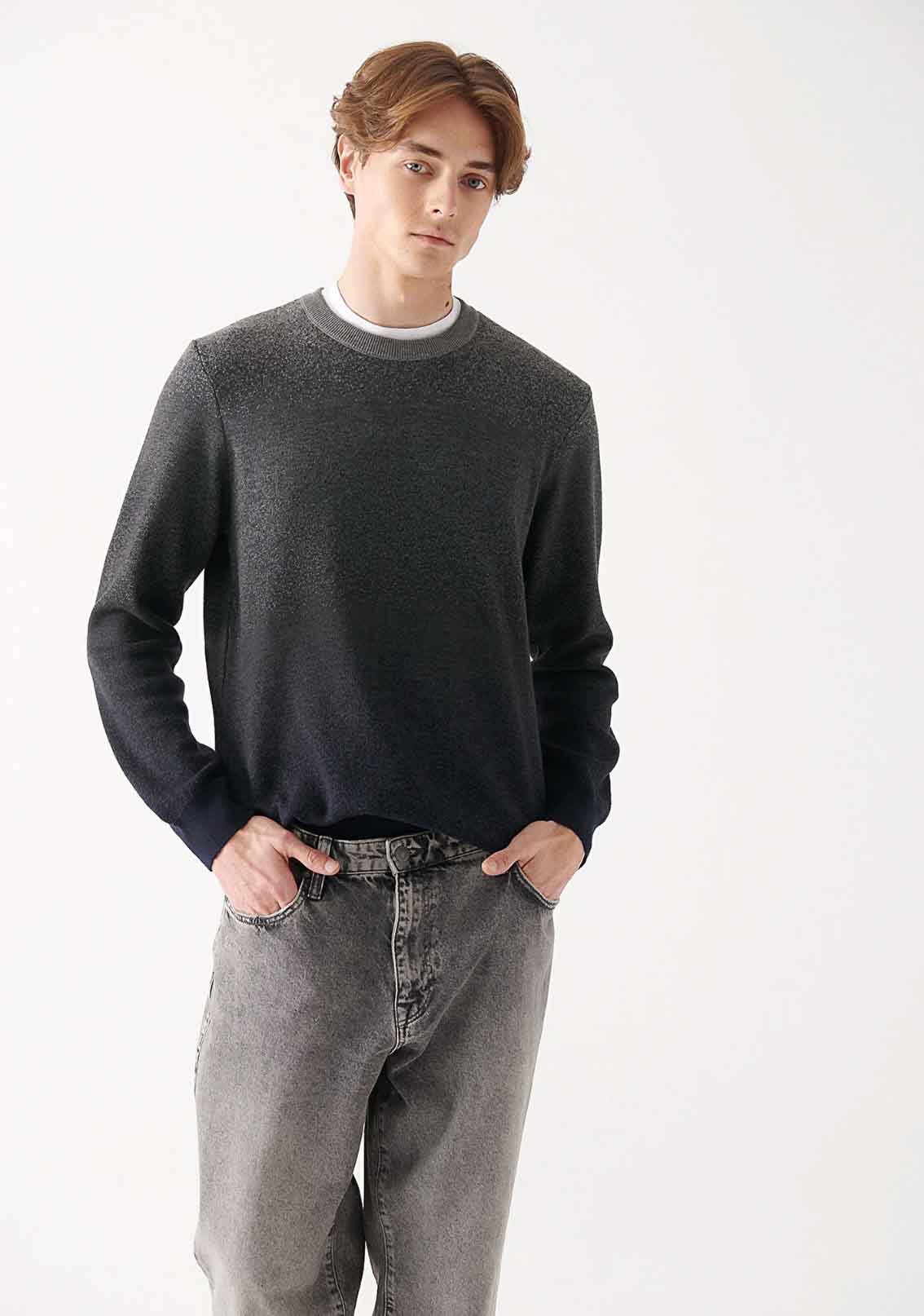 Bisiklet Yaka Regüler Kesim Gri Kazak