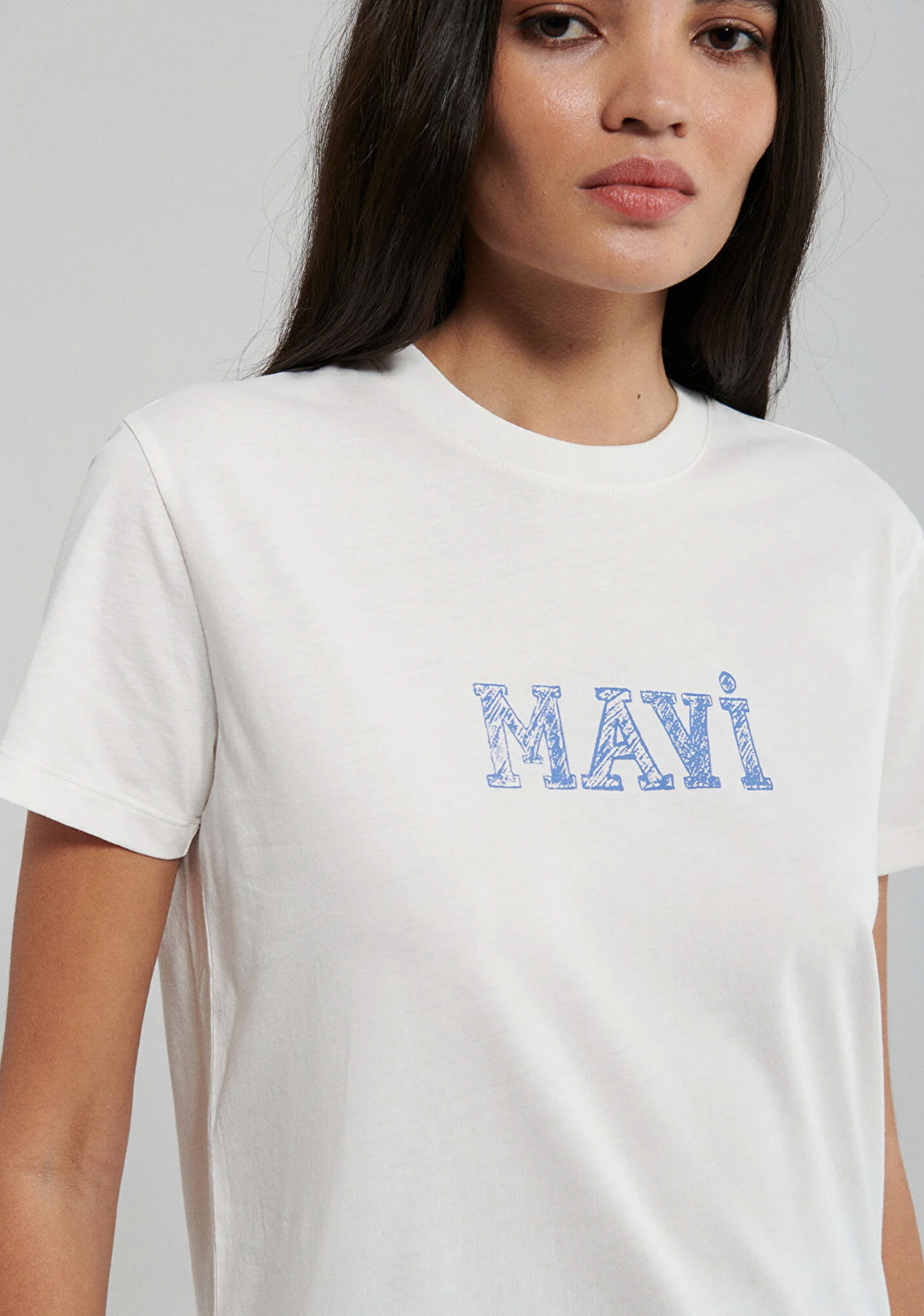 Mavi Logo Baskılı Beyaz Tişört
