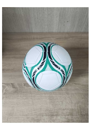 5 numara Futbol Topu Dikişli Hafif