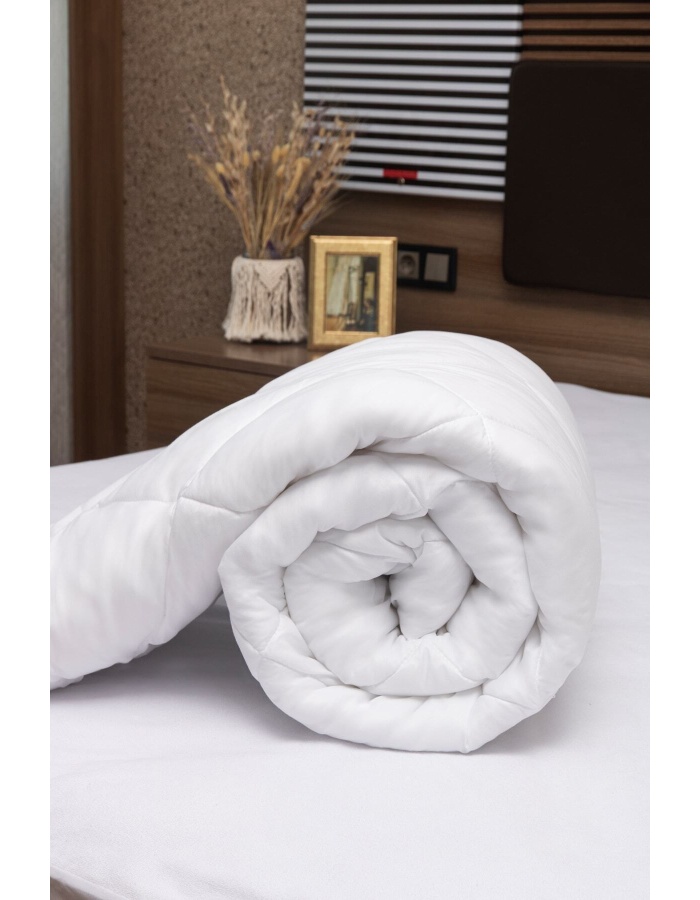 Çift Kişilik Mikrofiber Yorgan ( 195x215 )