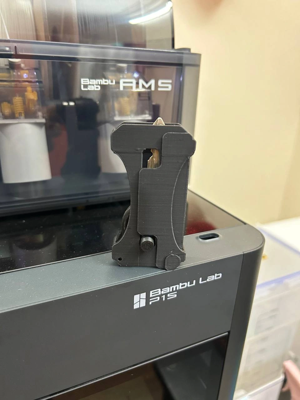 Yerçekimi Bıçağı Anahtarlık M72911