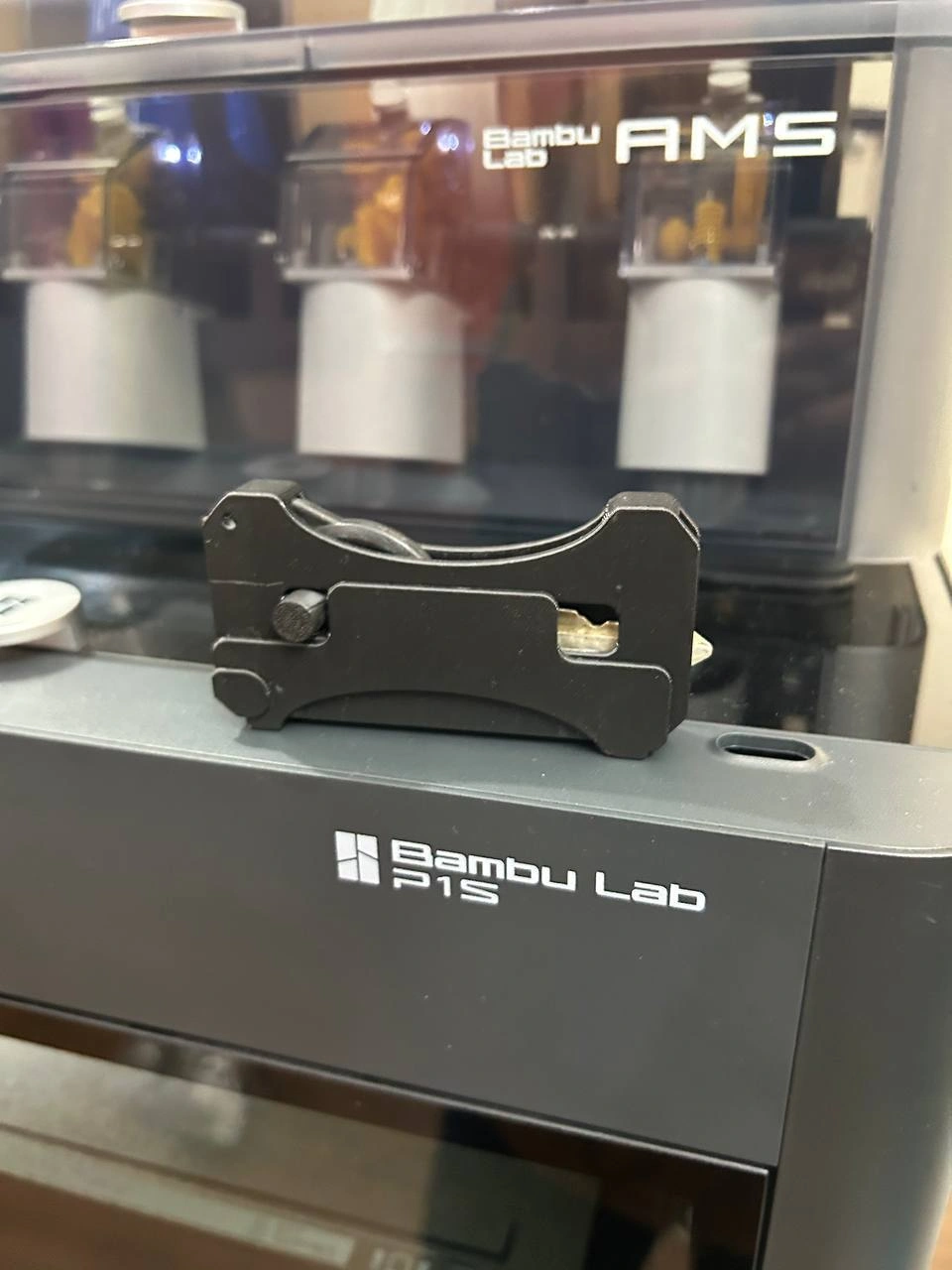 Yerçekimi Bıçağı Anahtarlık M72911