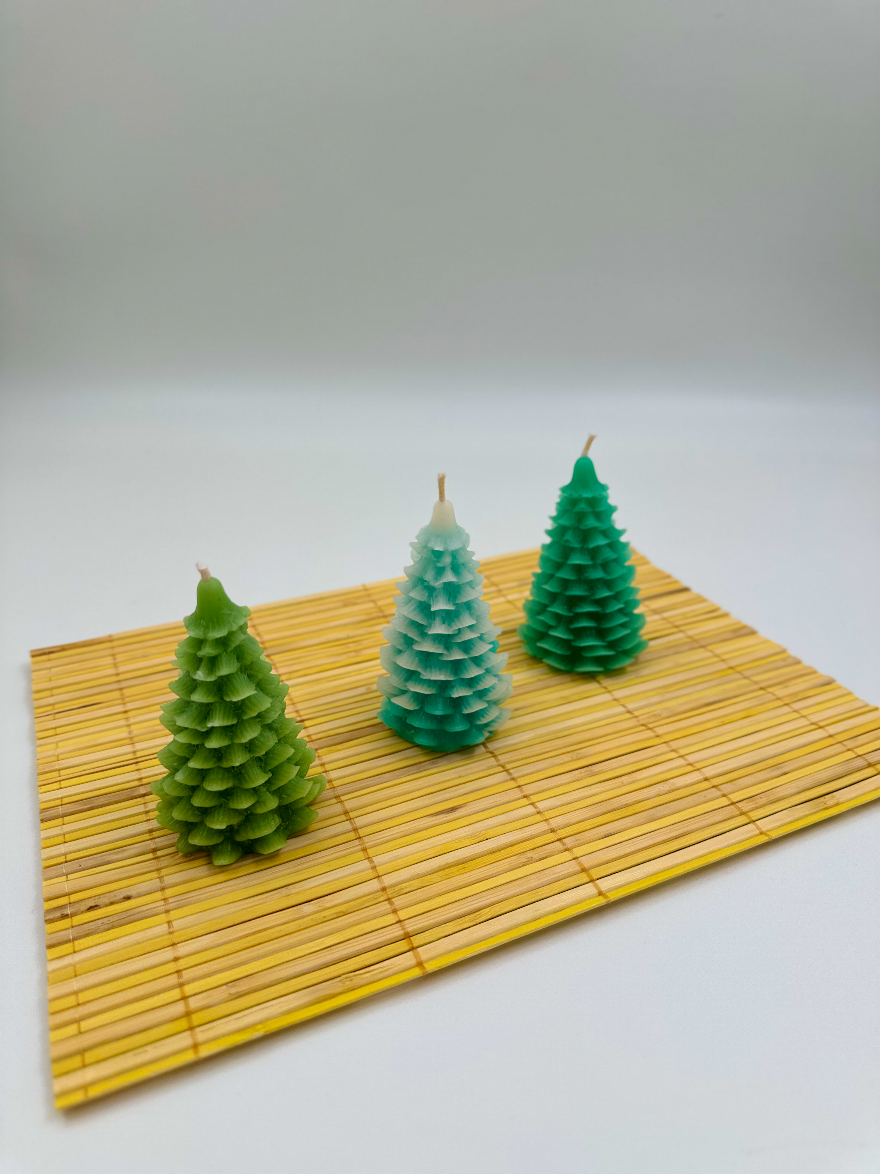 Yılbaşına Özel Dokulu Çam Ağacı 3'lü Dekoratif Mum