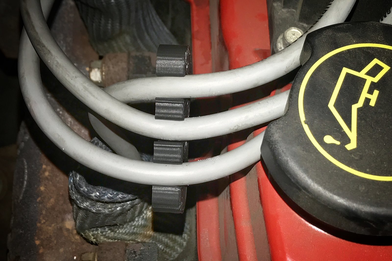 8mm Buji Teli Ayırıcı Tutucu T2660145