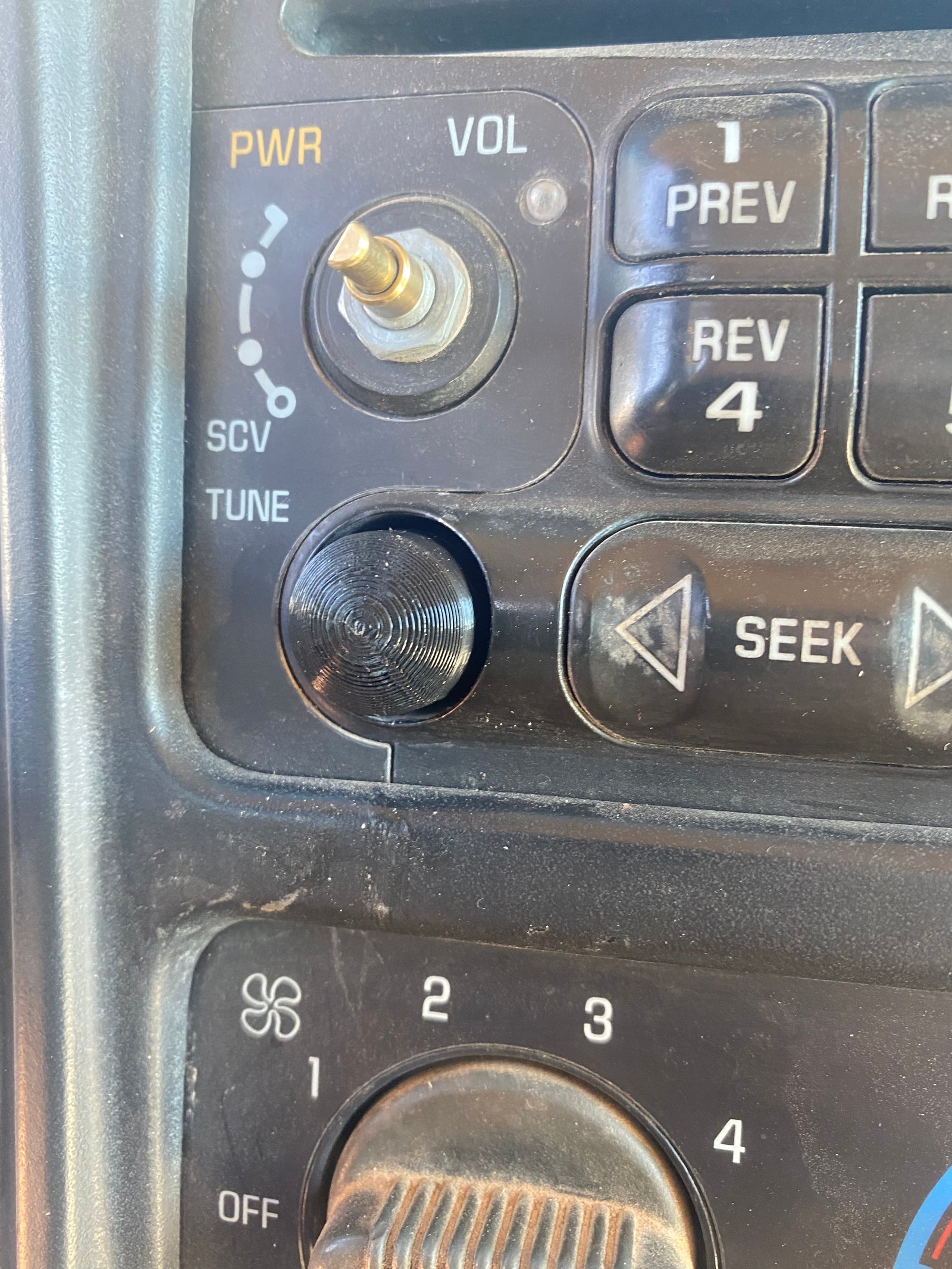 01 Chevy Silverado Radyo Tuner Düğmesi T1023341