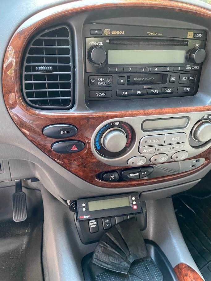 1. Nesil Toyota Sequoia Tarama Ölçer Küllük Montajı T5492331