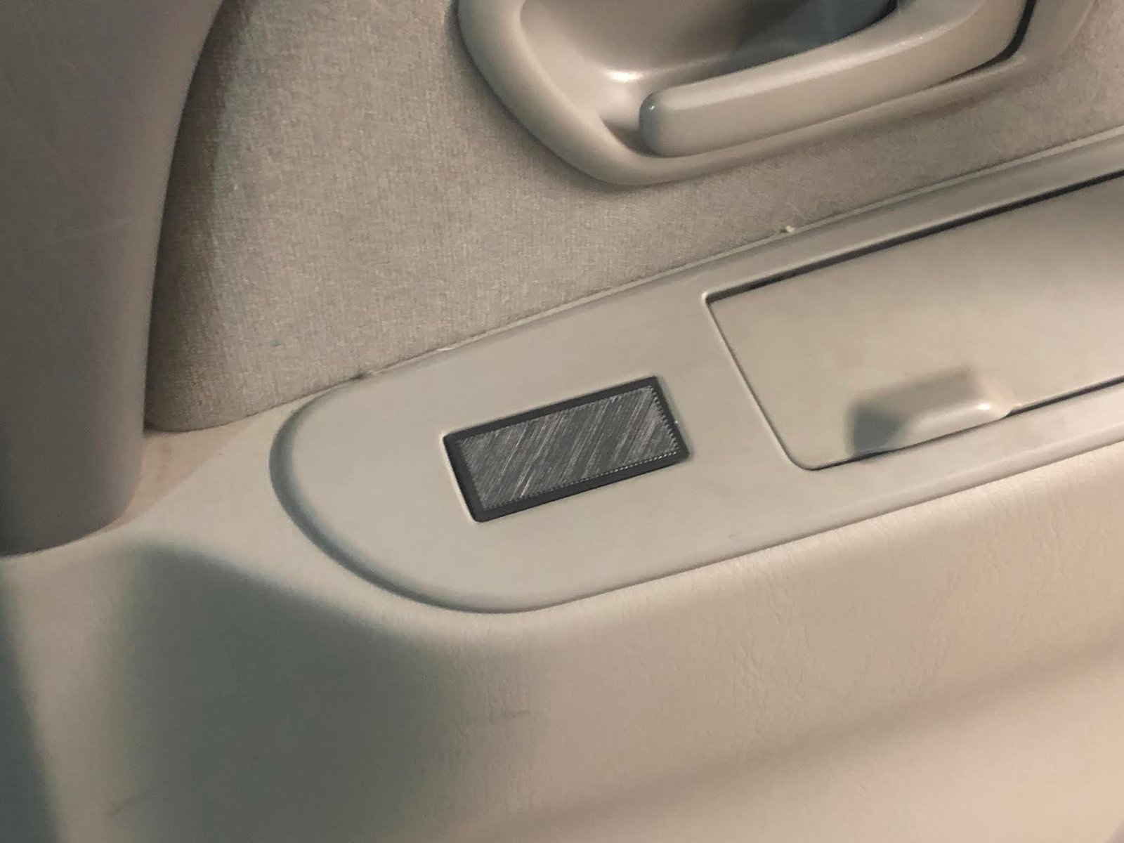 2000-2006 Toyota Tundra Cam Anahtarı Kapak Plakası T4533411