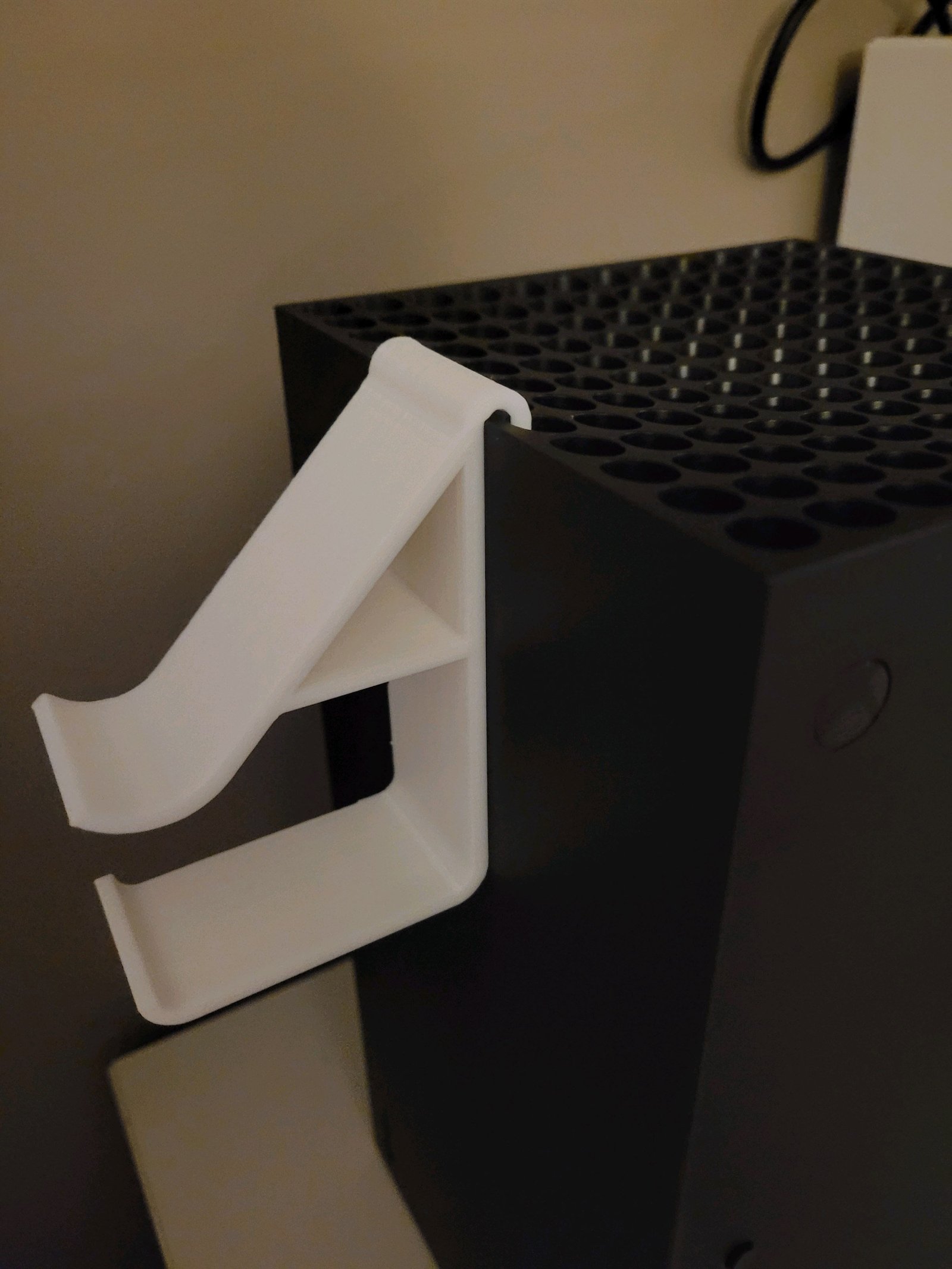 Xbox Series X Oyun Kumandası ve Kulaklık Tutucu T5207720