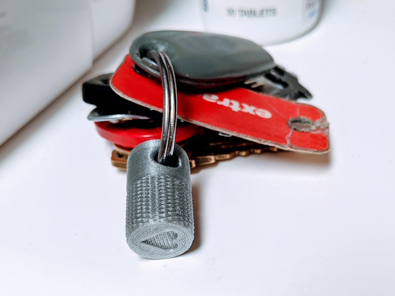 Anahtarlık Kalp Hapı Saklama Kutusu T4132643