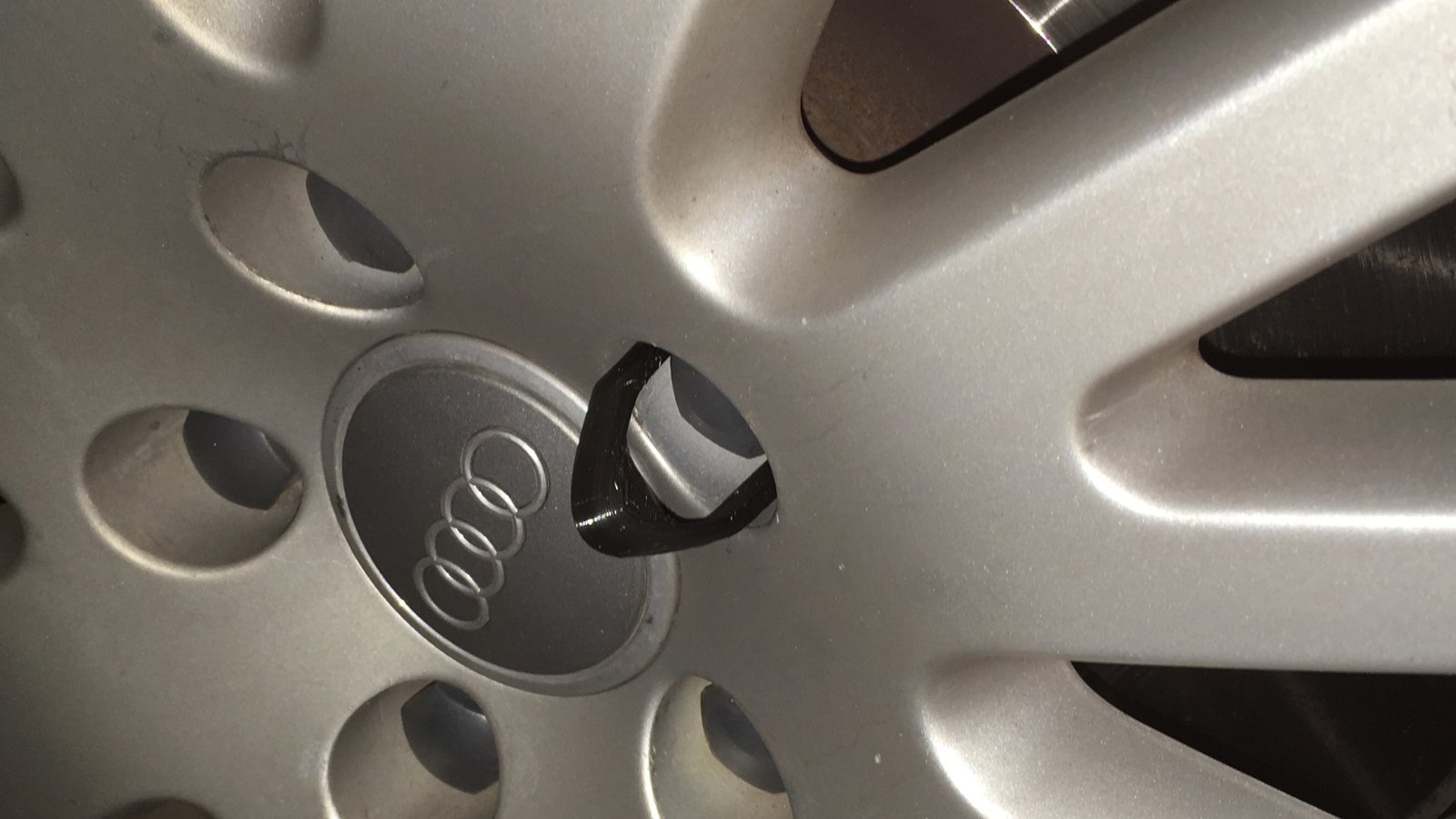 17mm (VW, Audi) Cıvata Kapağı Sökme Aleti T2602009