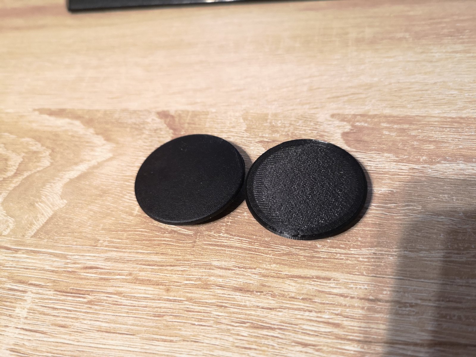 Yer paspası klipsi Nissan Terrano 3, Dacia Duster. T3991983