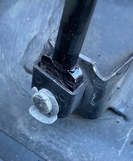 Audi B3 80 90 Coupe kaput şok uç kapağı T4684431 Audi B3 80 90 Coupe kaput şok uç kapağı T4684431