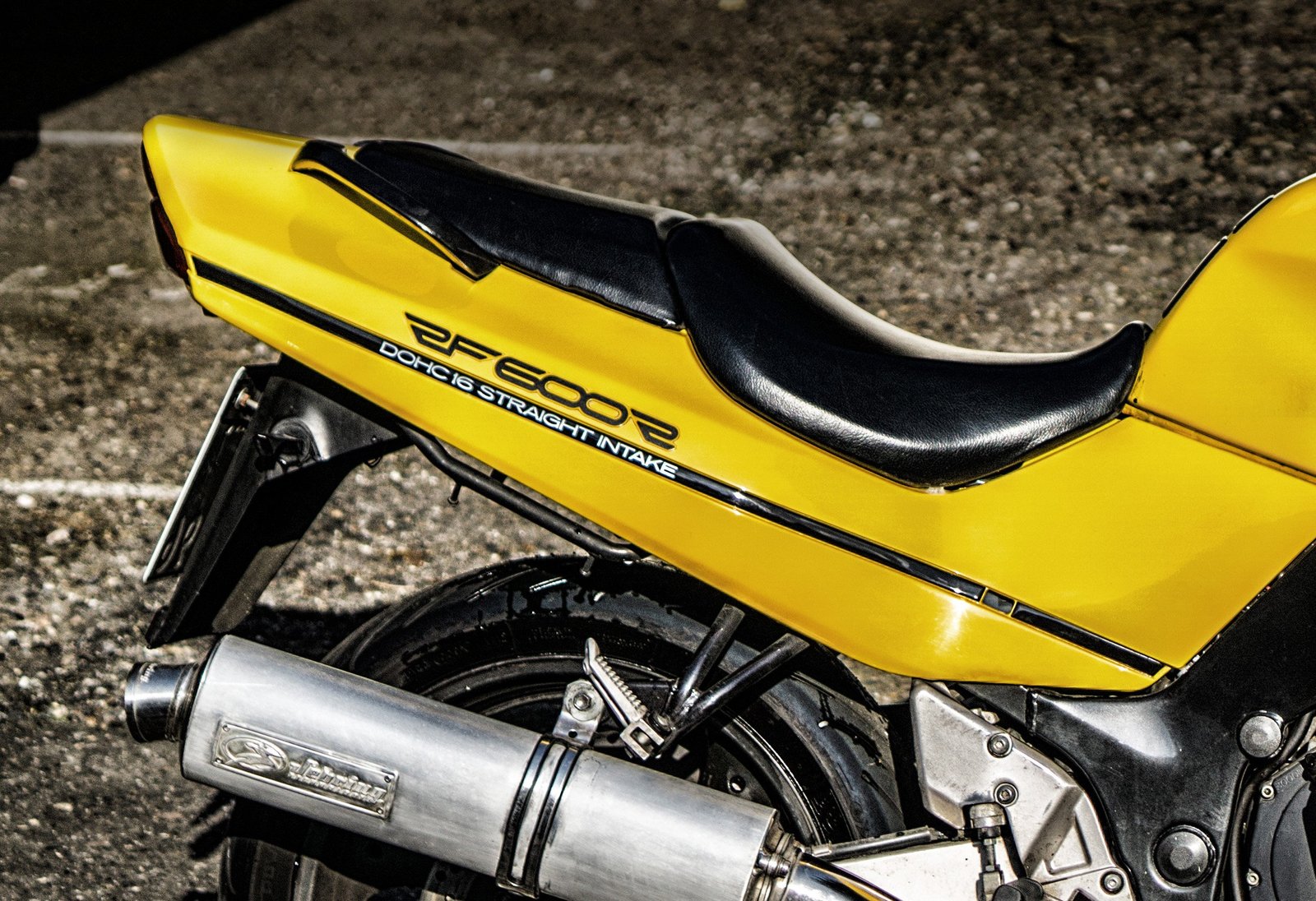 ANAHTARLIK - Suzuki RF 600/900R T2789043