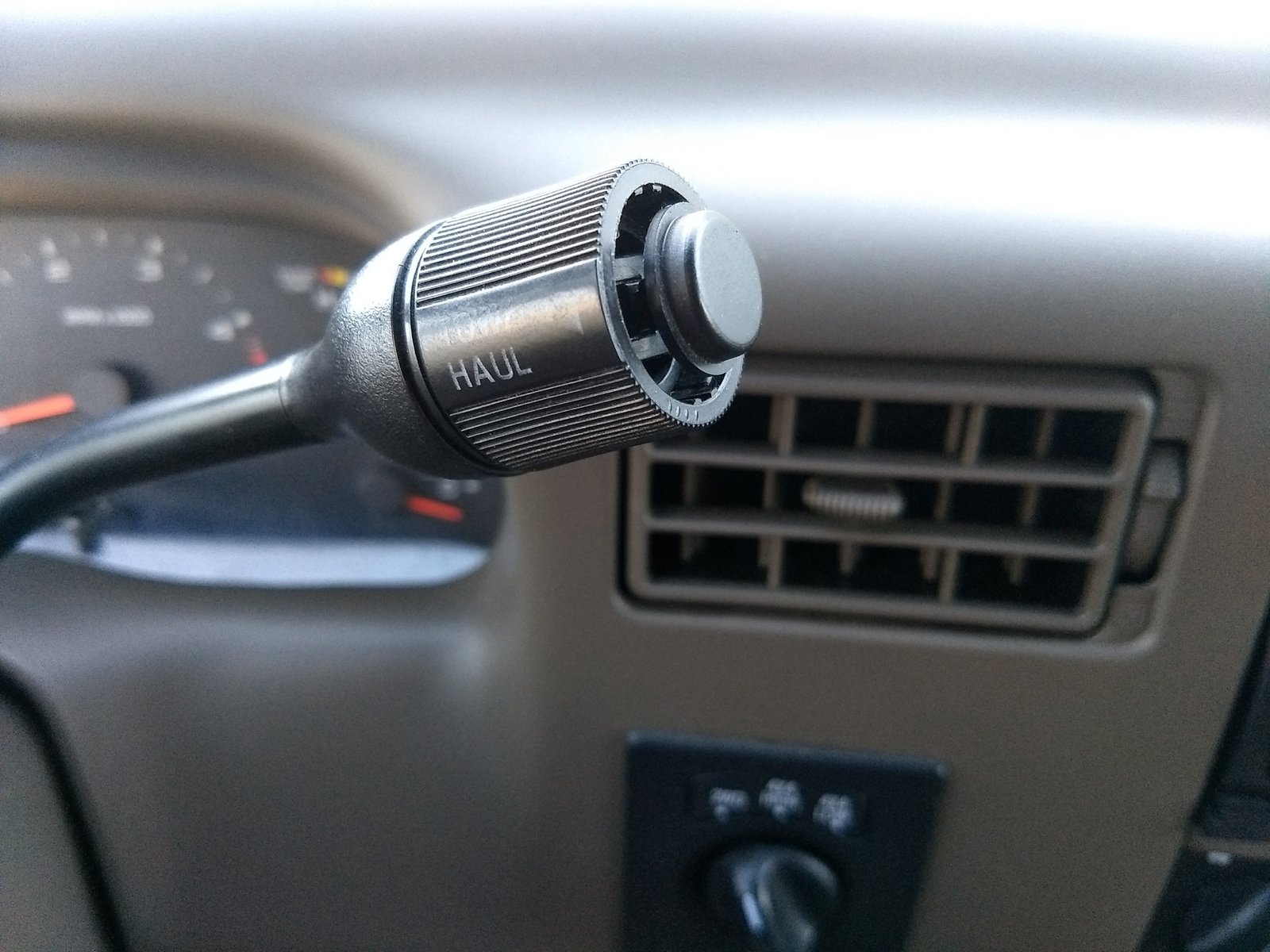 2004 Ford F250 Vites Kapağı T2907587