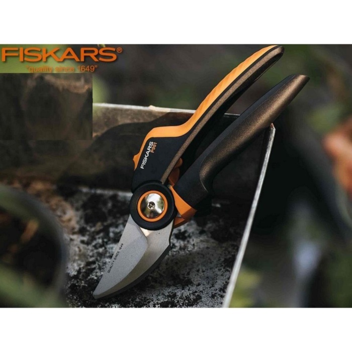 Fiskars Bypass L-P961 Budama Makası  1057175