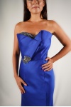 Couture, Boncuk işlemeli mavi uzun tafta straplez abiye elbise
