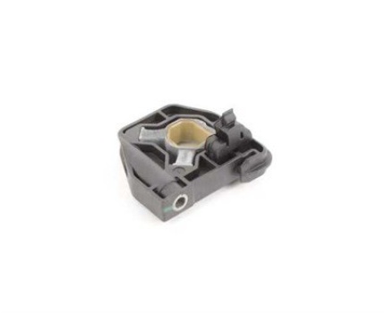 BMW F20 F21 F22 F23 F30 F31 F32 F33 F34 F36 Radyatör Braketi Sağ 17118620733