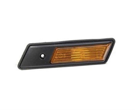 BMW E32 E34 E36 09/1996 Öncesi Çamurluk Sinyali Sarı Sağ 8357048