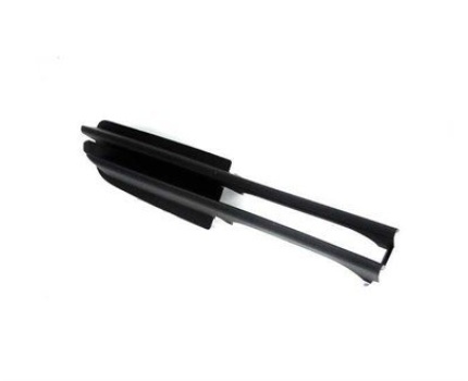 BMW E46 09/2001 Öncesi Ön Tampon Izgarası Yarı Açık Sağ 8209926