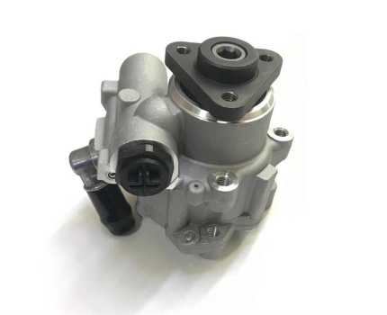 BMW E39 Direksiyon Pompası BM313300Z5