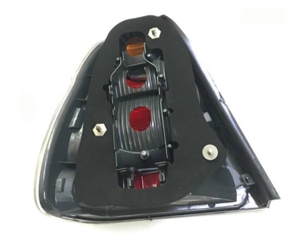 BMW E46 Compact 03/2003 Öncesi Sarı Sinyalli Stop Lambası Sağ 714028571833