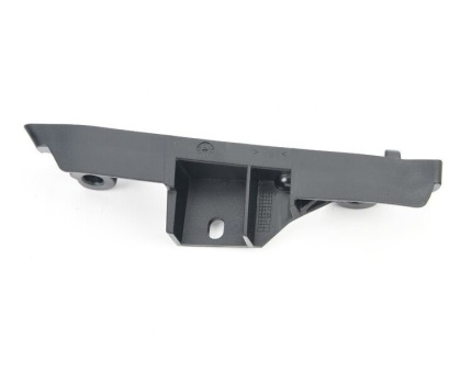 BMW G30 G31 Ön Tampon Alt Braketi Sağ 279808