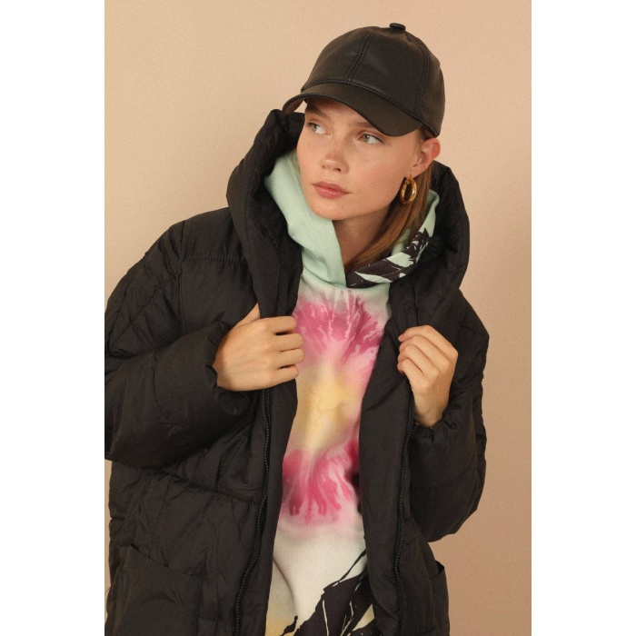 Uzun Kapitone Anorak Kalp Yaka Oversize/ Salaş Kadın Mont Siyah