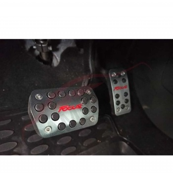 Ford Focus 3-4 Otomatik Vites Pedal Seti Geçmeli 2010-2018 Kırmız