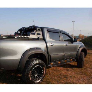 Mitsubishi L200 Yan Basamak Kaya Kaydırıcı İthal