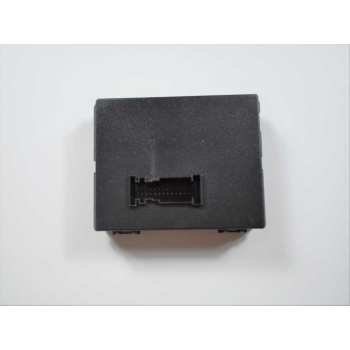 A4 17-19 / Q5 18-19 IÇIN UYUMLU ANAHTARSIZ GIRIS (KEYLESS)