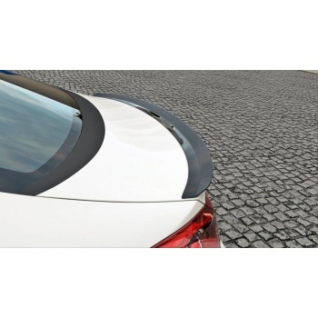 PASSAT CC SPOILER - PIANO BLACK
