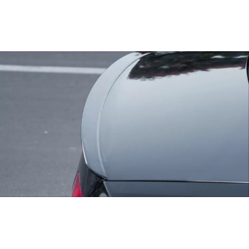 PASSAT B8  IÇIN UYUMLU SPOILER   - PIANO BLACK (PARLAK SIYAH)