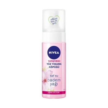 Nivea Yatıştırıcı Badem Yağı Yüz Yıkama Köpüğü  150 Ml